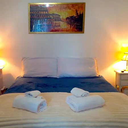 Apartment Gecko, Cozy At 5min From Metro, Bus, Tram Rome